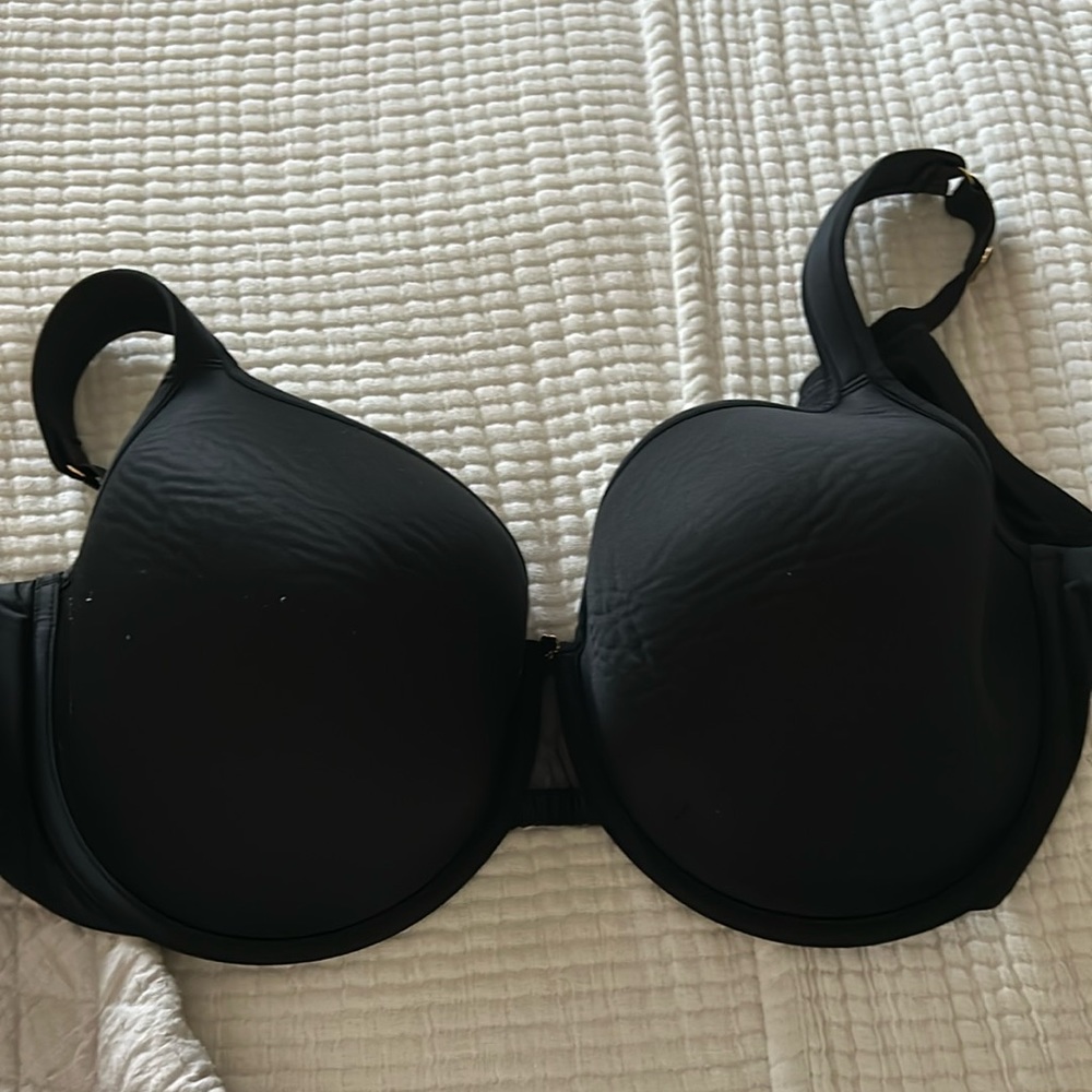 Women's size 44E full coverage black bra worn once